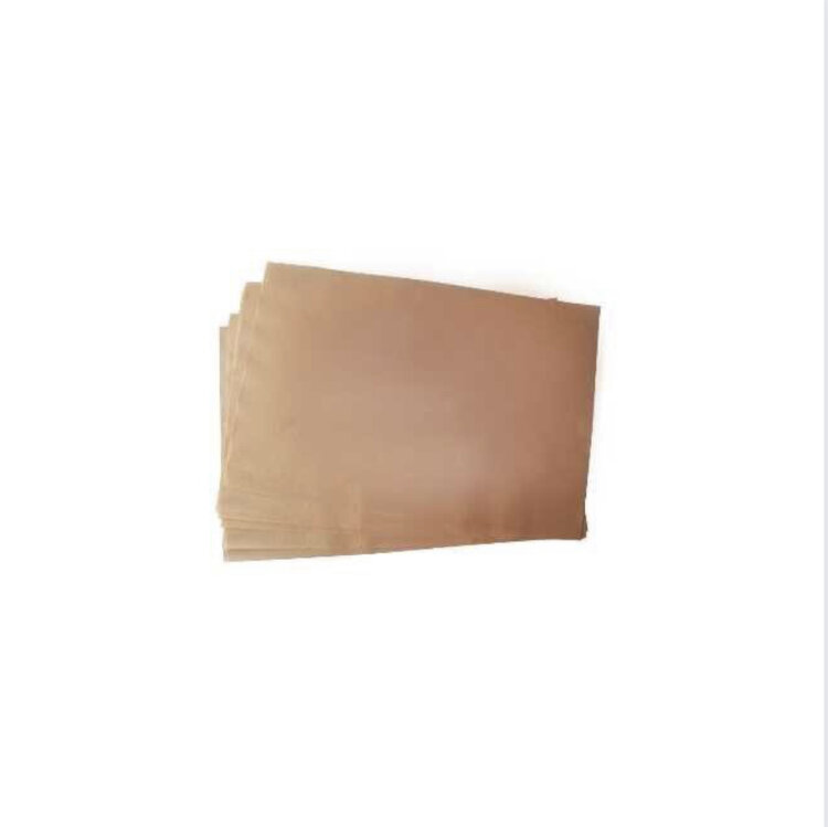 Пергамент Silidor 60*40 (500листов) Описание: Бумага жиронепроницаемая, для выпечки "Silidor", размер 400*600мм, плотность 41г/кв.м, в упаковке 500л. Цвет-белый.